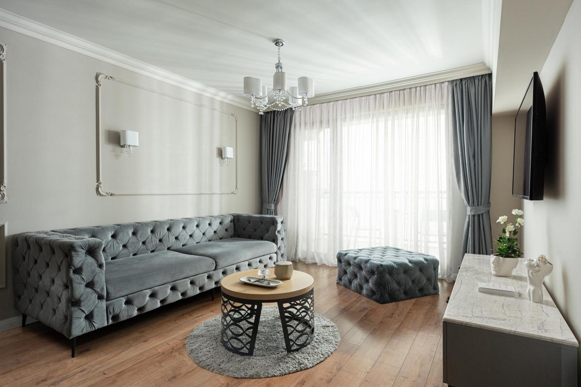 One-Bedroom Apartment Balcony Sea View SPA Access